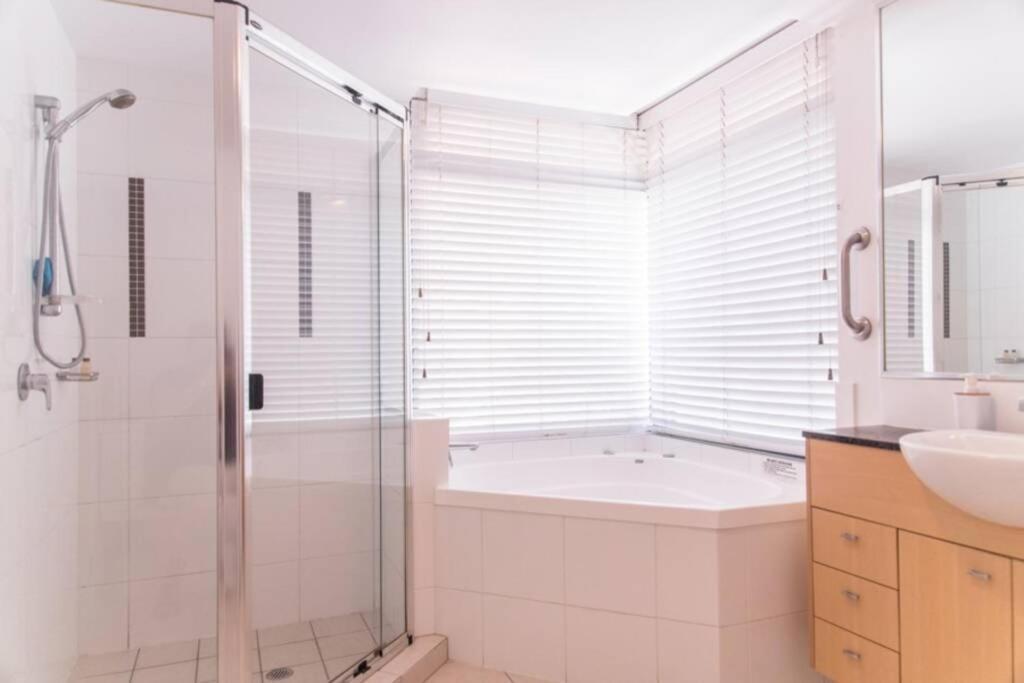 Alexandra Headland Resort With Stylish Stays Εξωτερικό φωτογραφία